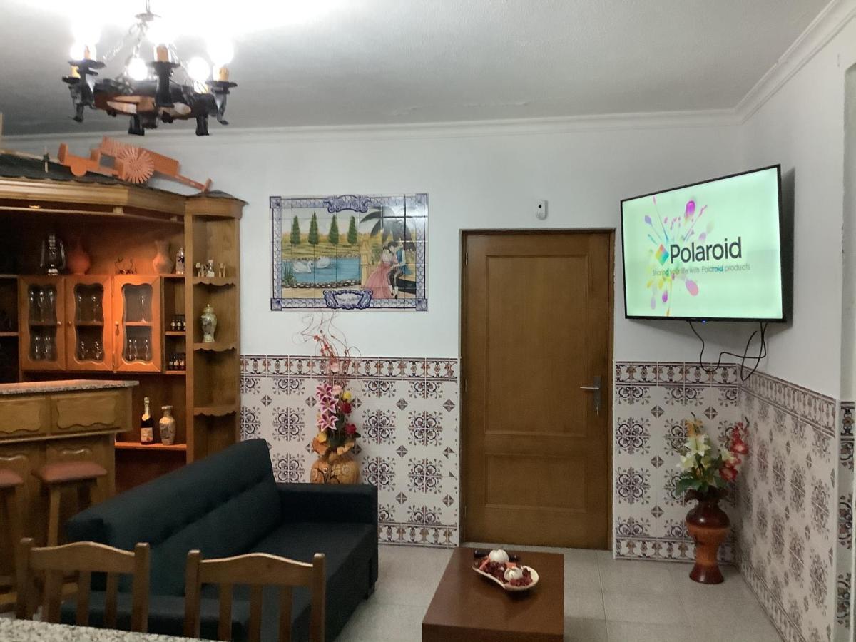 アギアル・ダ・ベイラ Casa De Ferias Santosヴィラ エクステリア 写真