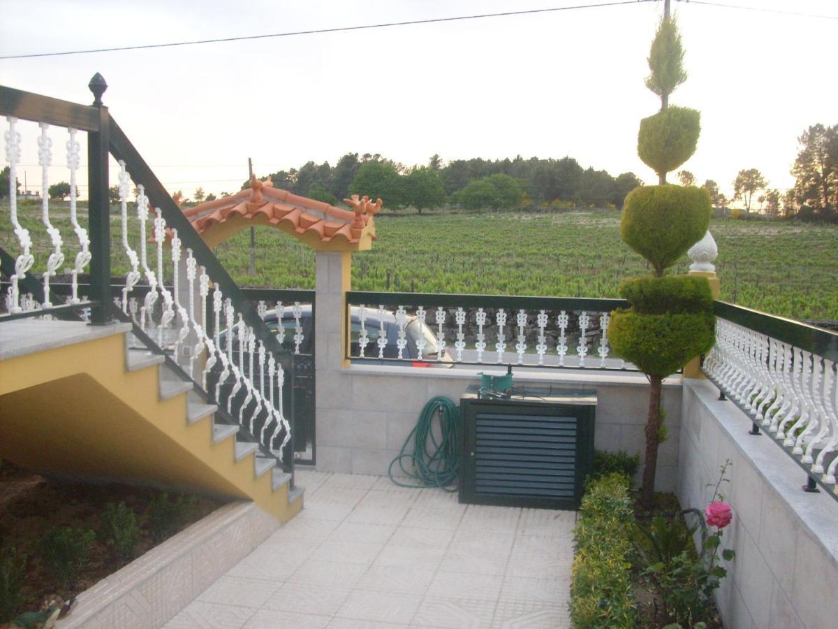 アギアル・ダ・ベイラ Casa De Ferias Santosヴィラ エクステリア 写真